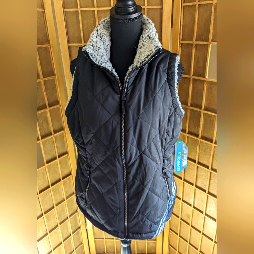 *NWT* Women's Size L Free Country Reversible Vest